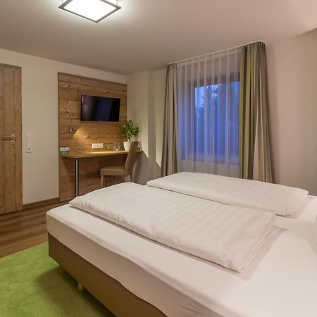 Gästehaus Burgblick Bisingen Zimmer foto