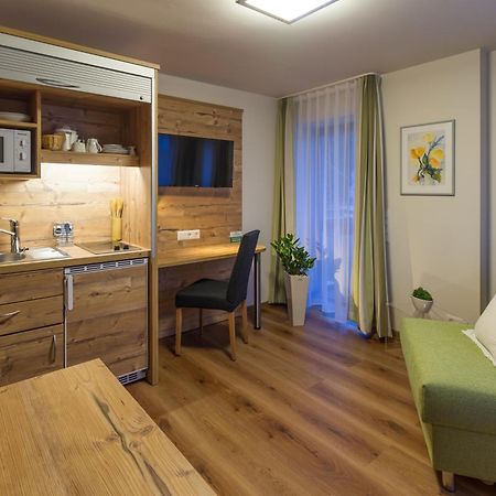 Gästehaus Burgblick Bisingen Zimmer foto