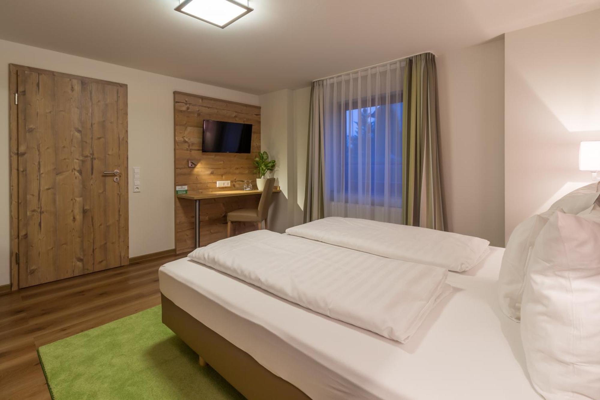 Gästehaus Burgblick Bisingen Zimmer foto