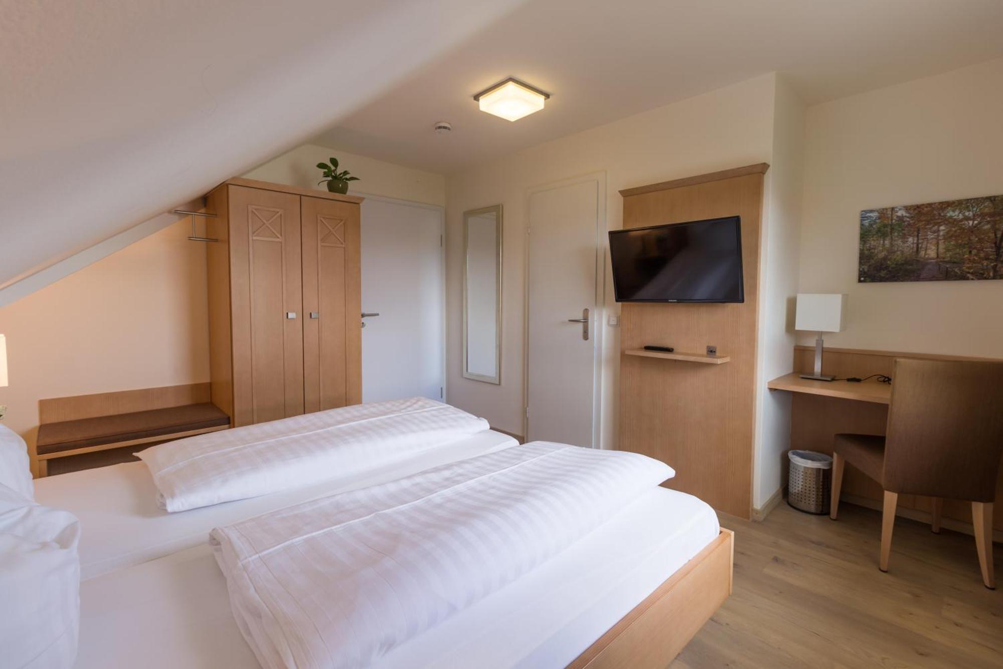 Gästehaus Burgblick Bisingen Zimmer foto