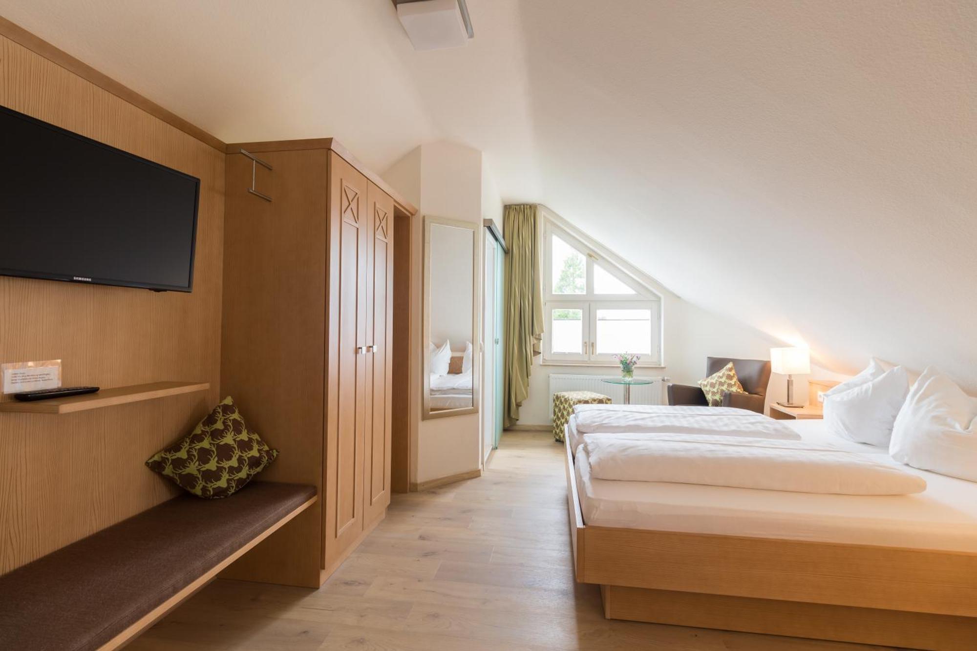 Gästehaus Burgblick Bisingen Zimmer foto
